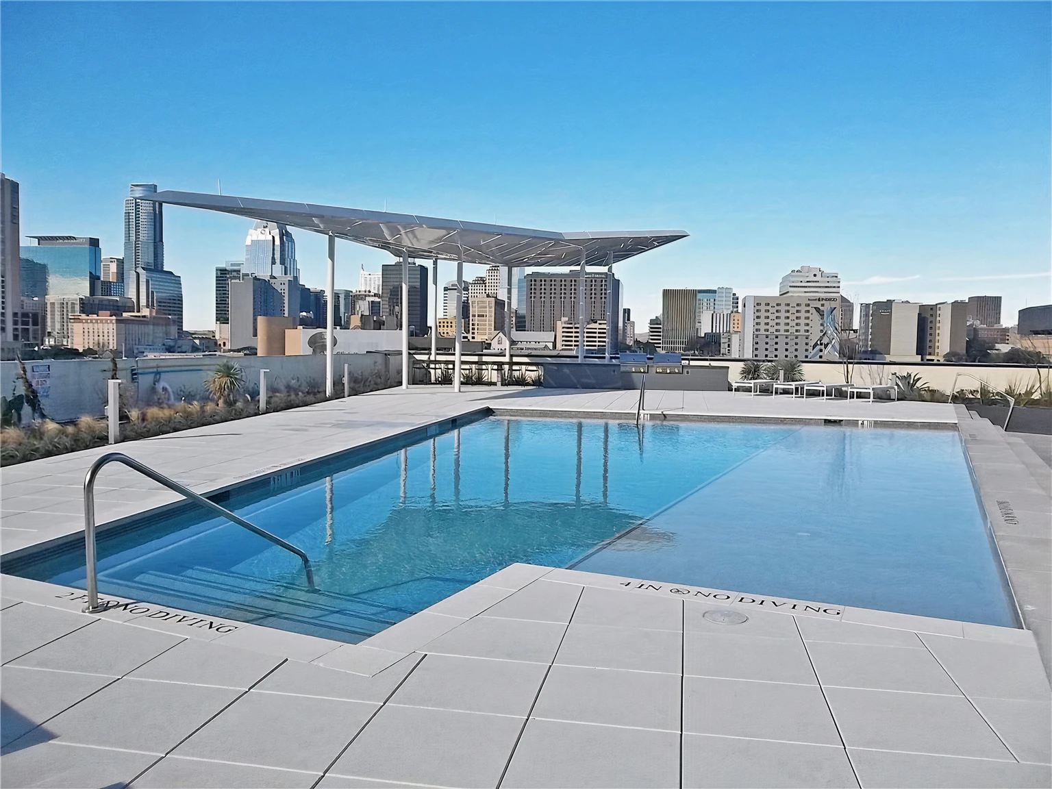 800 Embassy Drive Unit 202 - Austin, TX 78702